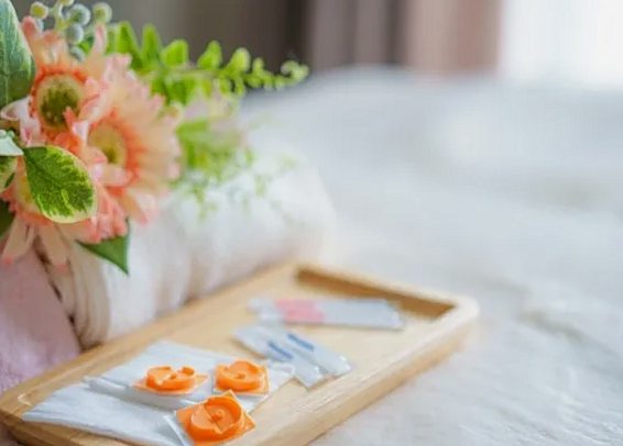大人女性におすすめのスパイスと季節に効くツボ